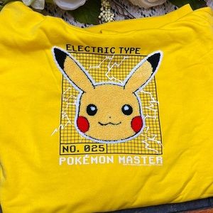 Old navy pikachu hoodie big boys size XXL